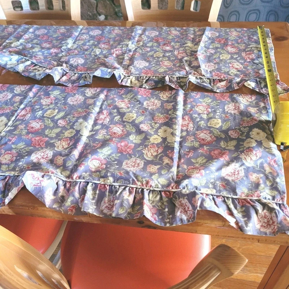 Vtg Waverly Garden Window Valance Floral Blue Rose Ruffled 2 Panels 17x73 Ea